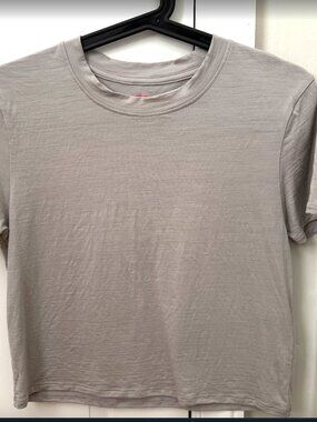 FOEHN Women's Merino Wool Cropped Tee, Grey, XS (worn once)